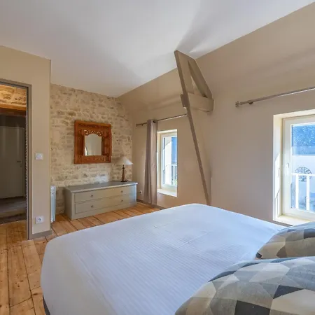 בית נופש Le Petit Pre Terrace & Private Parking *