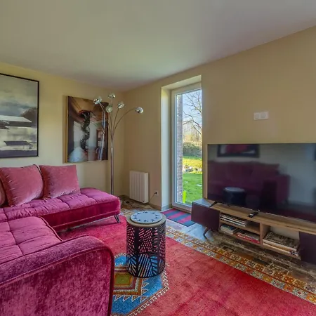 Nyaraló Le Petit Pre Terrace & Private Parking *