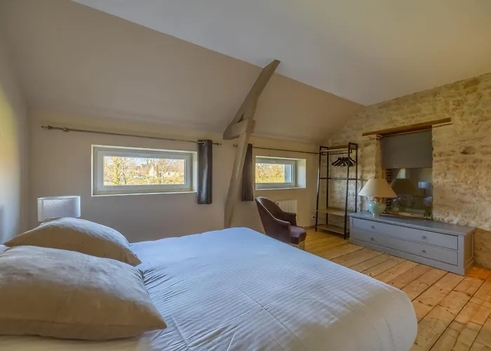 Le Petit Pre Terrace & Private Parking *