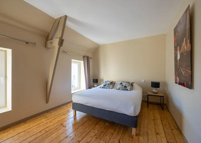 Le Petit Pre Terrace & Private Parking Holiday home Saonnet